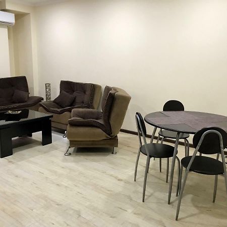 Apartments By The Sea Батумі Екстер'єр фото